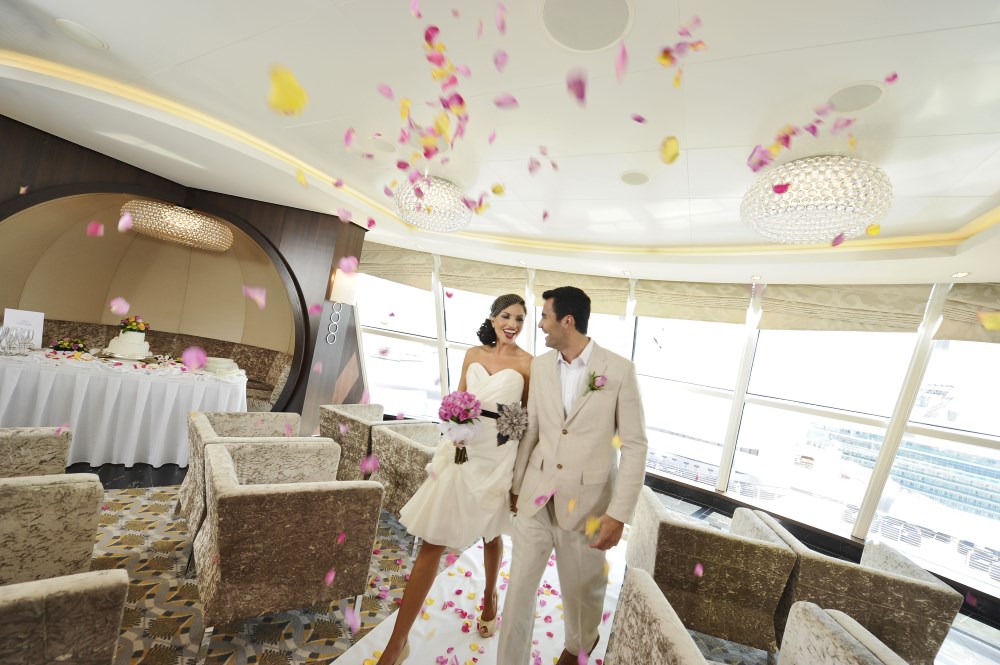 ディズニー・クルーズ・ウェディングはミッキーネットにおまかせ